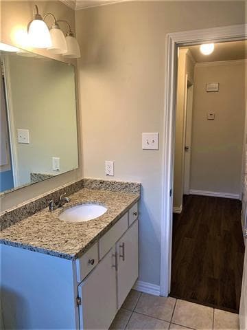 Building Photo - 11991 Maple St