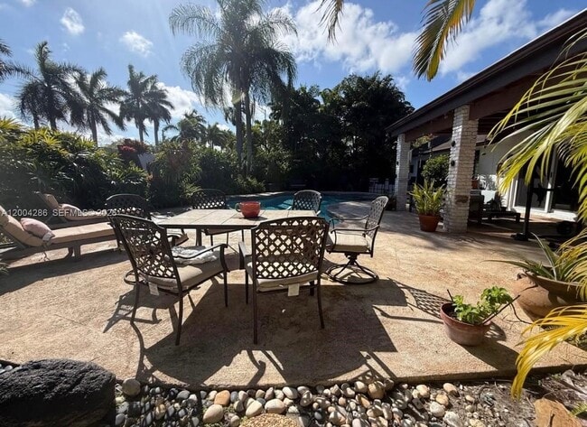 Building Photo - 13280 SW 103rd Terrace