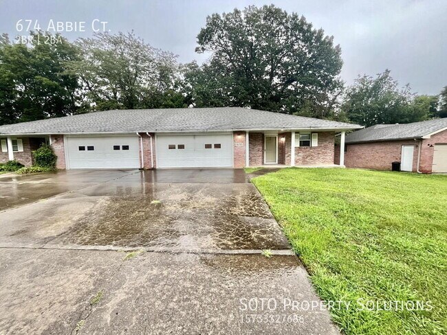 Building Photo - 674 Abbie Ct