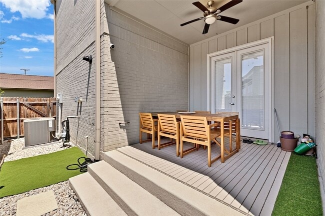 Building Photo - 228 Wimberly St