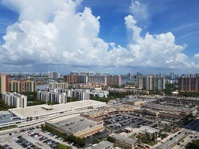 Building Photo - 16699 Collins Ave