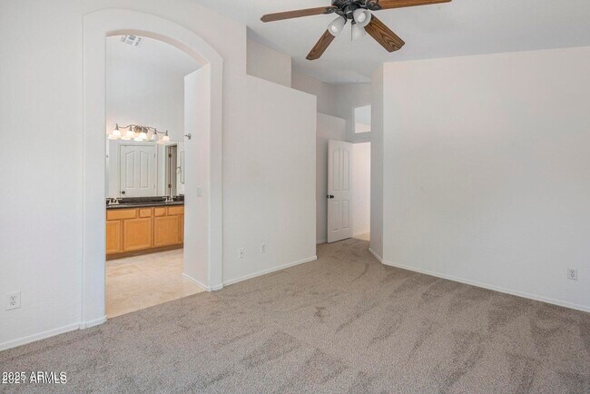 Building Photo - 10307 E Caribbean Ln