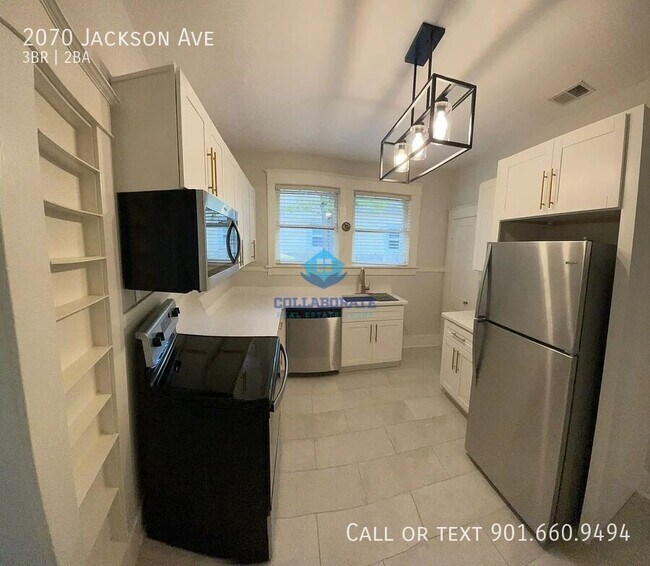 Building Photo - 2070 Jackson Ave