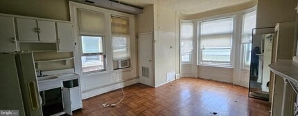 Building Photo - 2206 W Tioga St