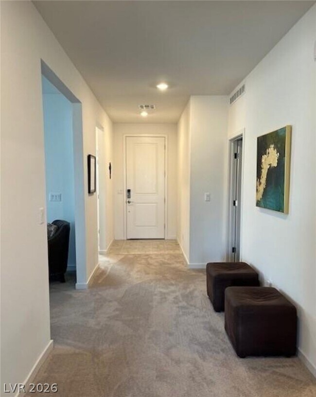 Building Photo - 5980 E Drosetta Ave