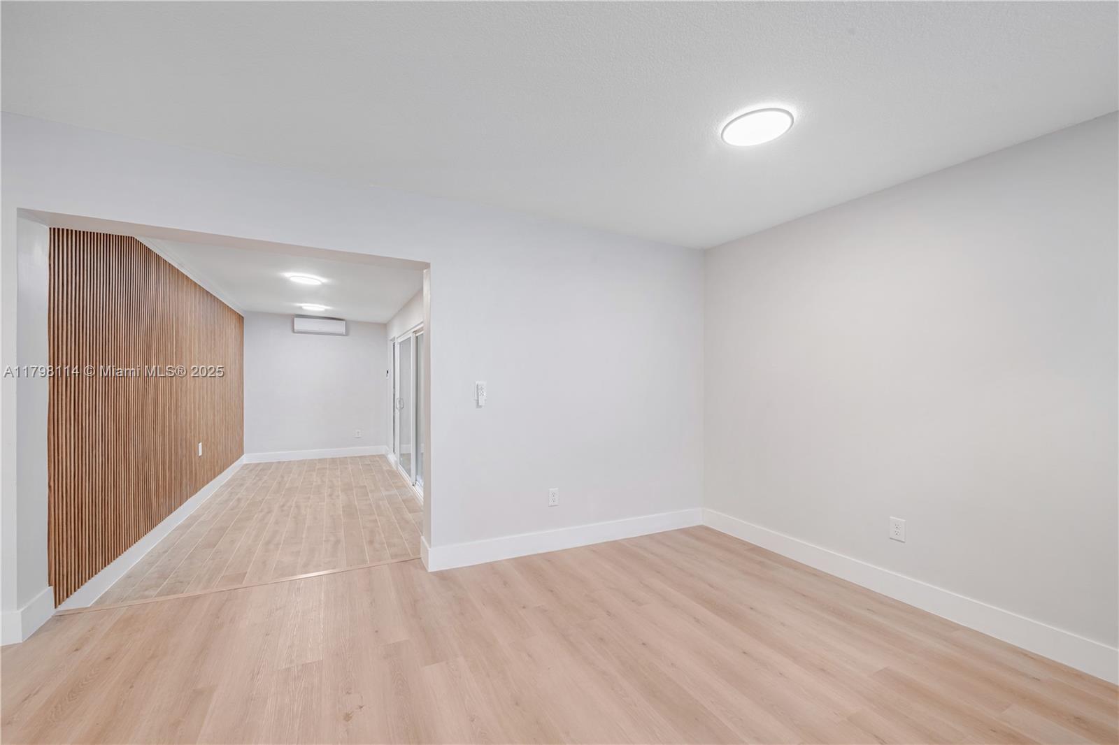 Building Photo - 14725 SW 107th Ter