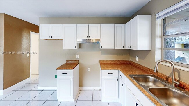 Building Photo - 2760 NW 58th St