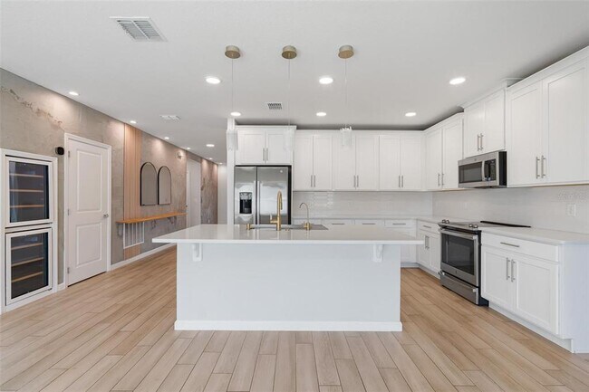 Building Photo - 3857 Branding Iron Bnd