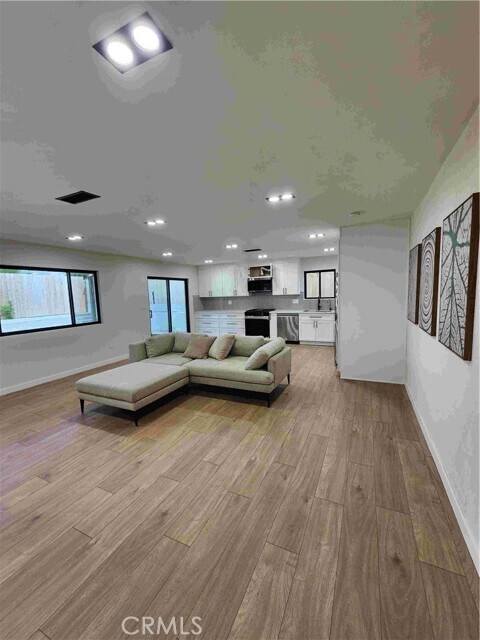 Building Photo - 7129 Saranac St