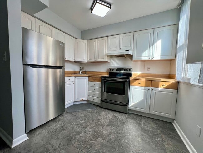 Building Photo - Beautiful 3bed-1.5 bath Home in Ambler!