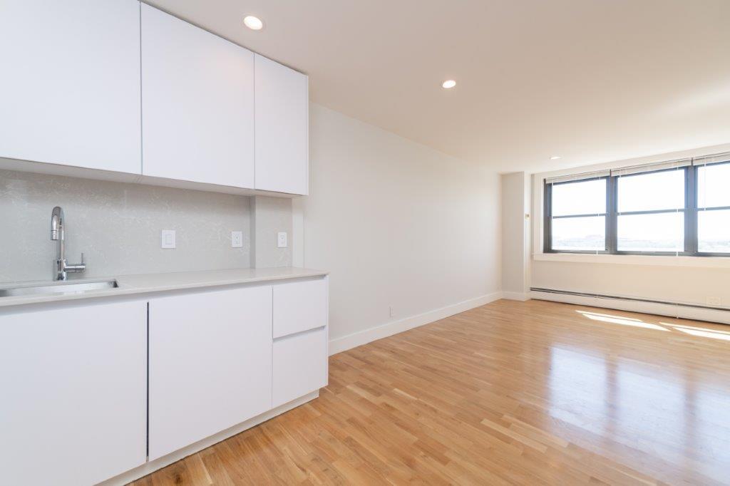 Building Photo - 1410 Columbia Rd