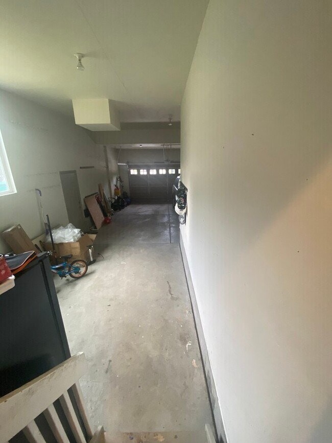 Building Photo - 10850 Trotwood Way