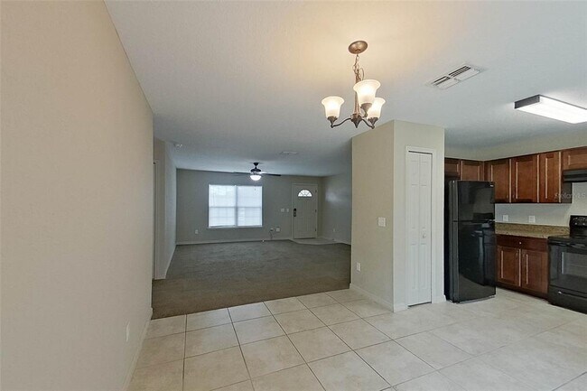 Building Photo - 13691 SW 43rd Cir