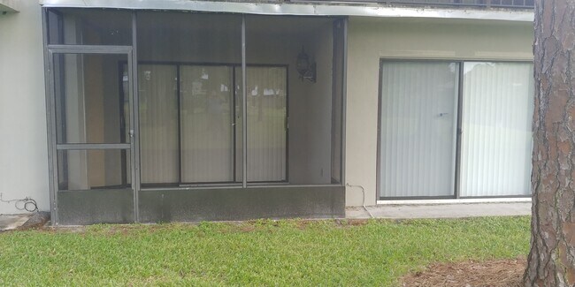 Building Photo - 2517 S 17th St