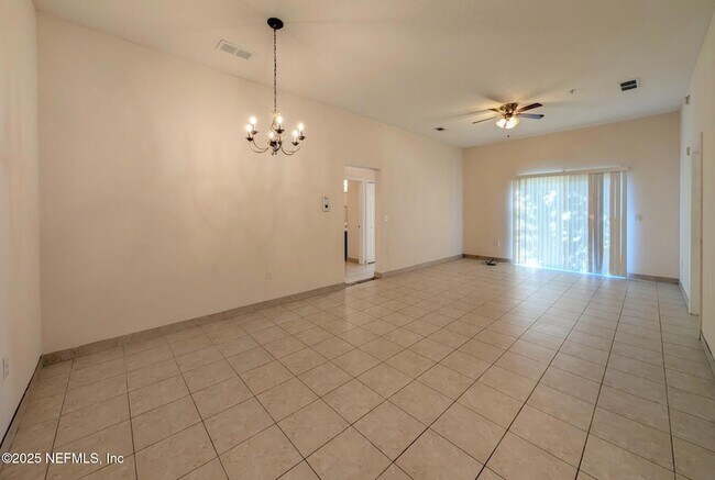 Building Photo - 9595 Amarante Cir