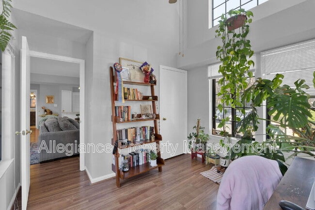 Building Photo - 6011 Curtier Dr