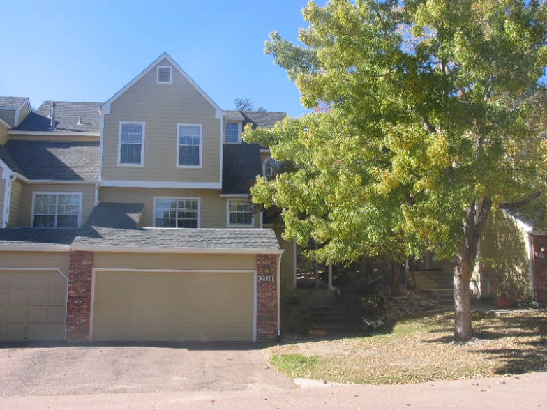 Primary Photo - 2228 Palm Dr