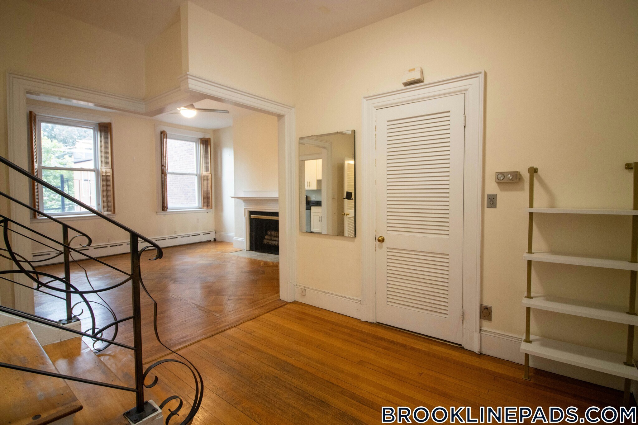 Building Photo - 1712 Beacon St