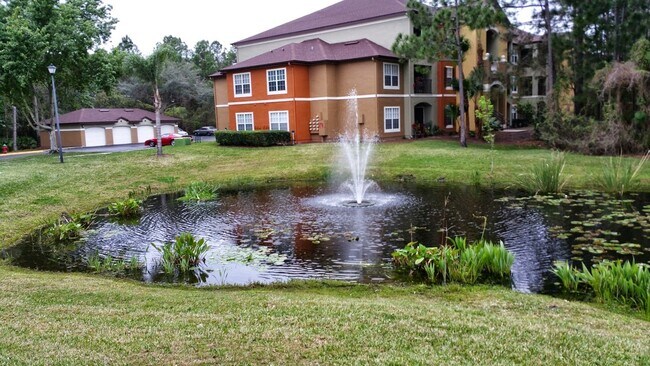Building Photo - Gorgeous Wood Floors 1/1 condo for RENT @The Crest close to UCF