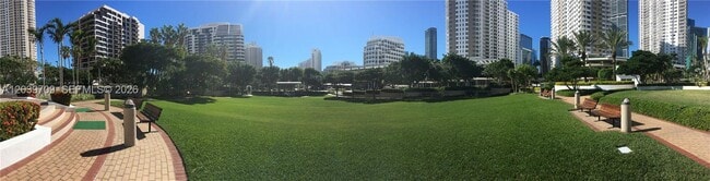 Building Photo - 540 Brickell Key Dr