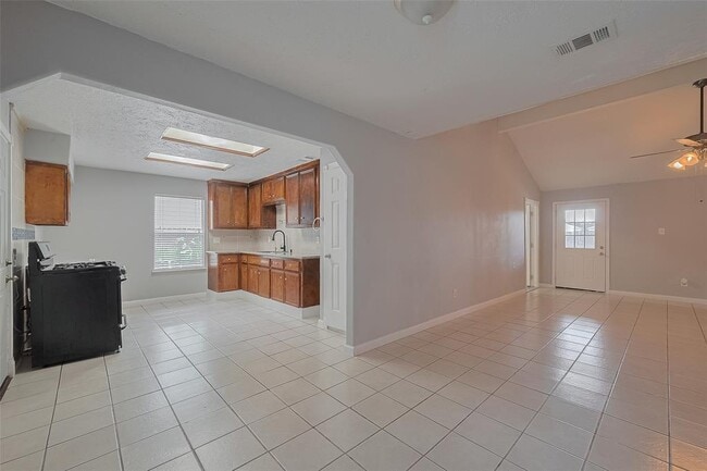 Building Photo - 22114 Calderbrook Dr