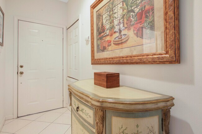 Building Photo - 8909 Sandshot Ct