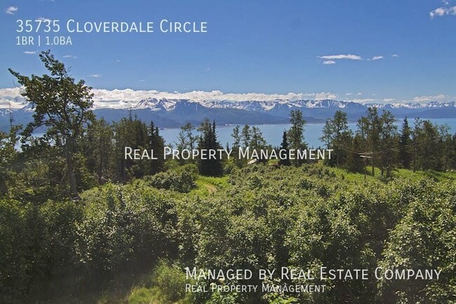 Building Photo - 35735 Cloverdale Cir