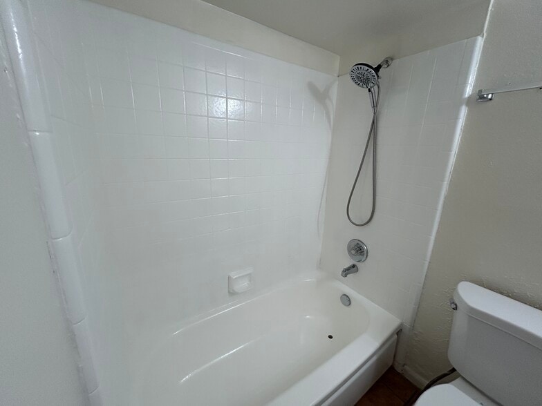 Building Photo - 5132 W Osborn Rd