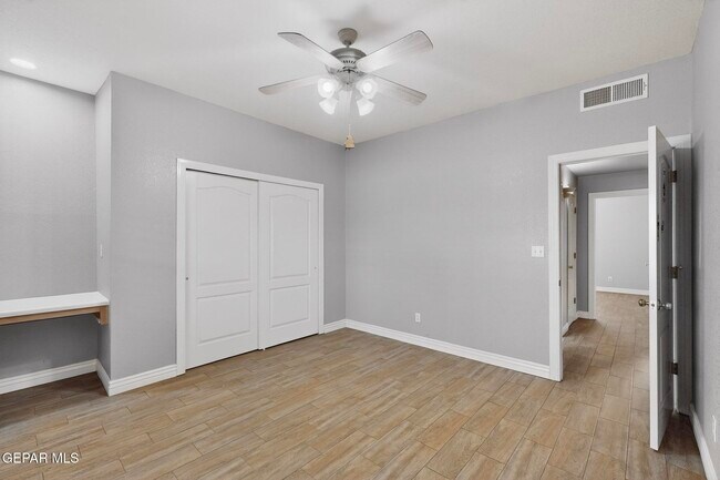 Building Photo - 1365 Desert Canyon Dr