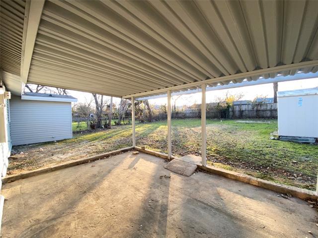 Building Photo - 905 Milam Dr