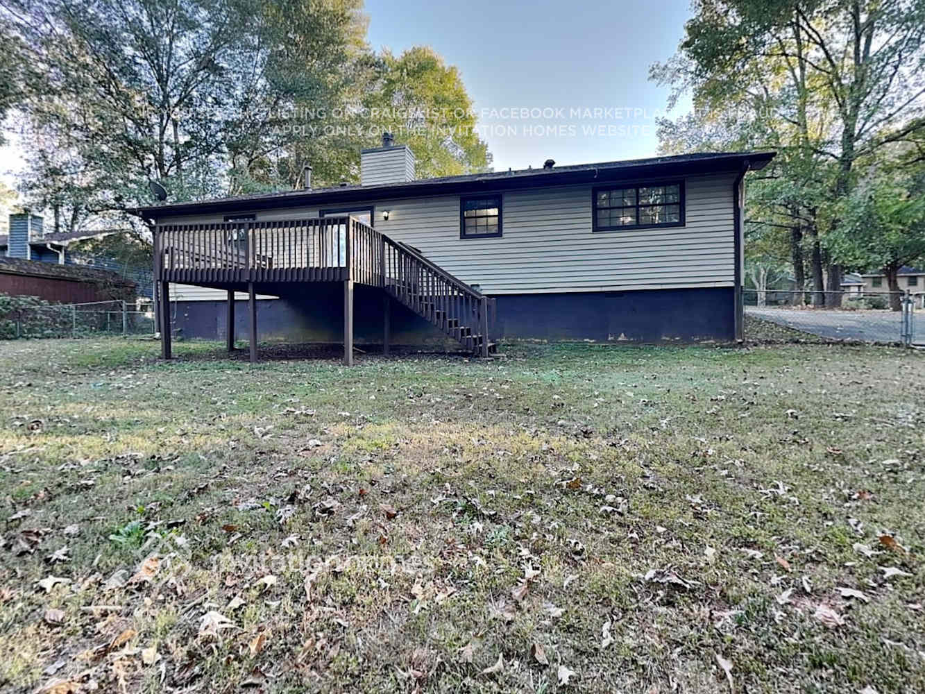 Building Photo - 820 Cedar Lake Dr SE