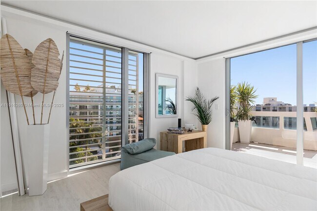 Building Photo - 1025 92nd St