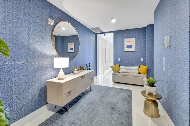 Building Photo - 1100 Biscayne Blvd