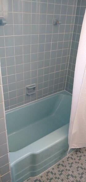 Building Photo - 307 Warren St