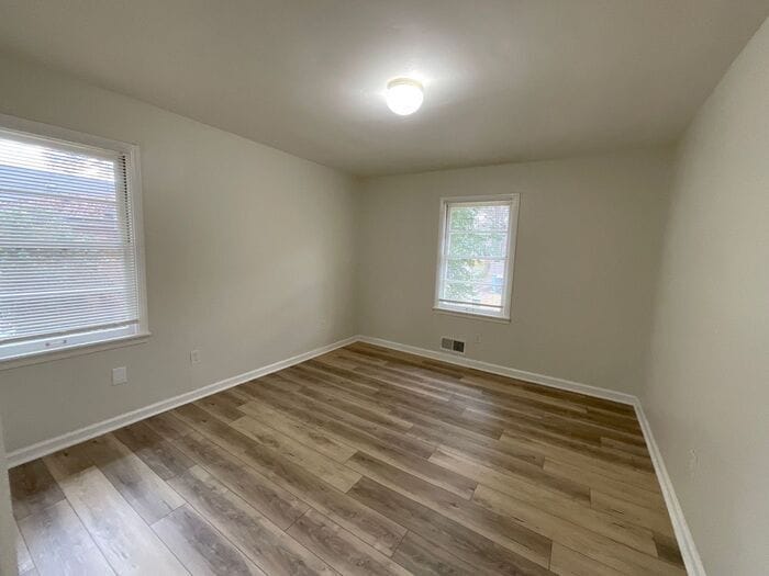 Building Photo - 3002 1st Ave SW