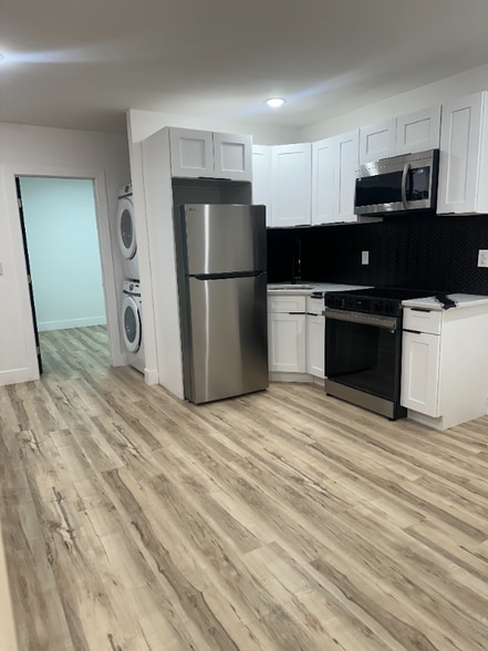 Building Photo - 5510 Matthews St