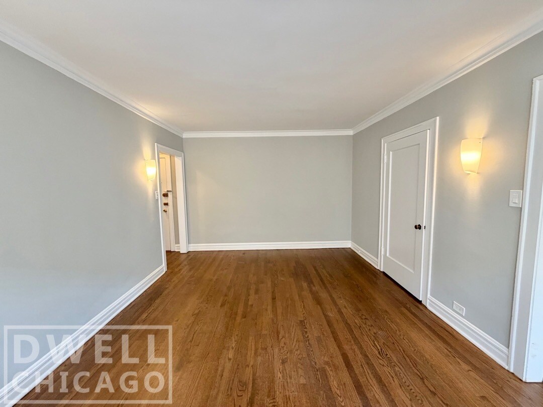 Building Photo - 6230 N Broadway St