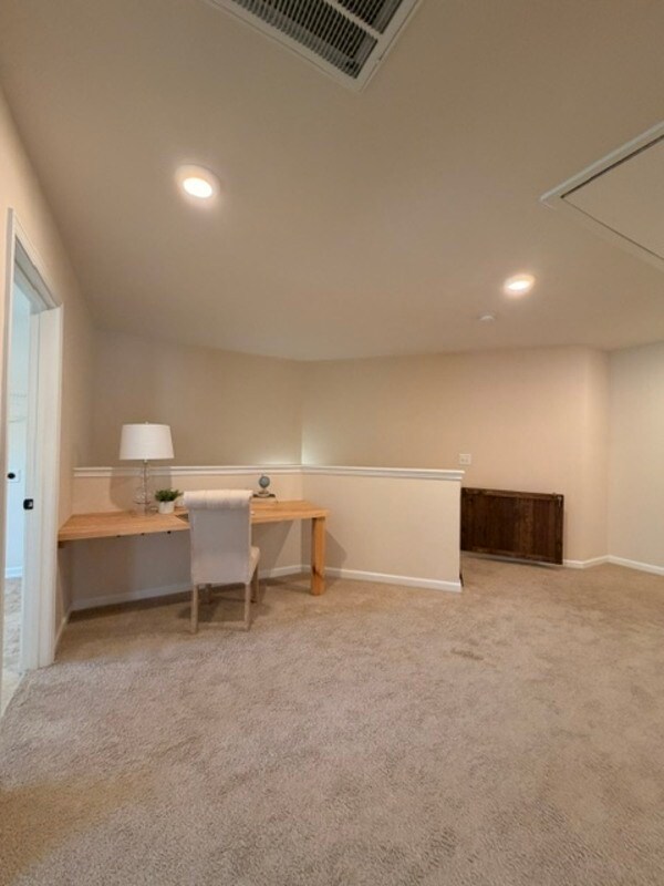 Building Photo - 213 Golden Fluke Dr