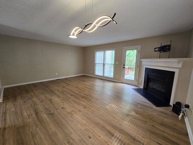 Building Photo - 1500 Oakland Hills Way