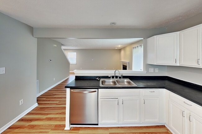 Building Photo - 2751 Wortham Way