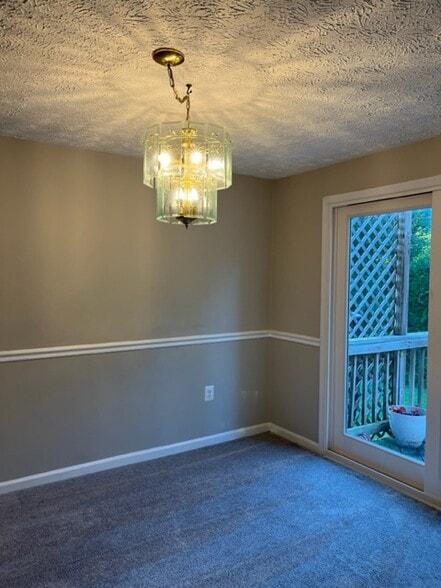 Building Photo - 3617 Laurel View Ct