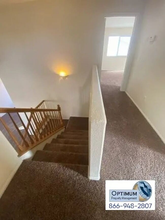 Building Photo - Spacious 4-Bedroom Home with 3-Car Garage & Downstairs Suite!