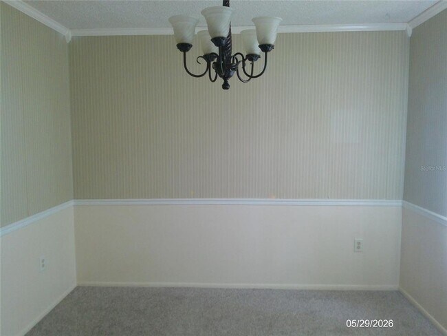 Building Photo - 6131 Doe Cir E