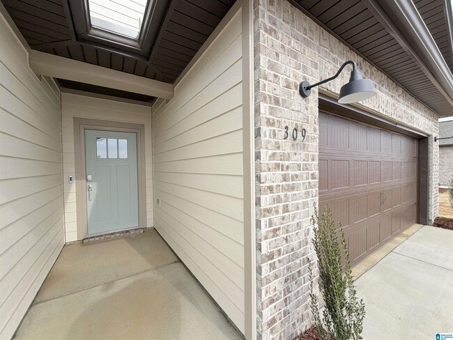 Building Photo - 309 Allene Wy