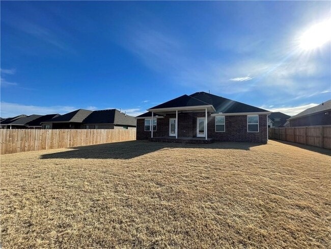 Building Photo - 416 S Emerald Woods Run