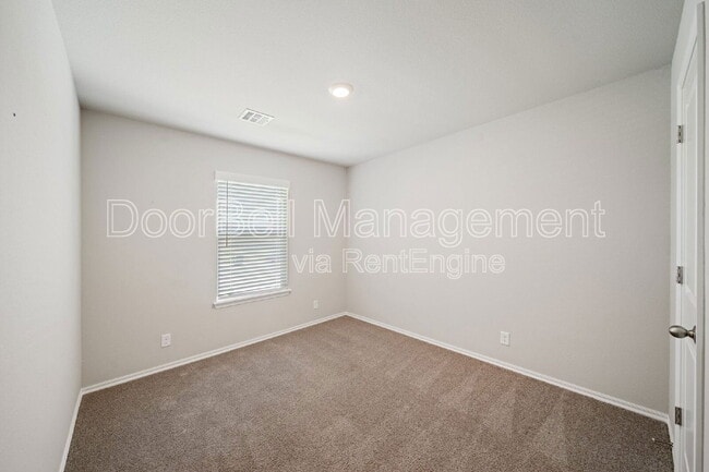 Building Photo - 2709 Stonecreek Dr