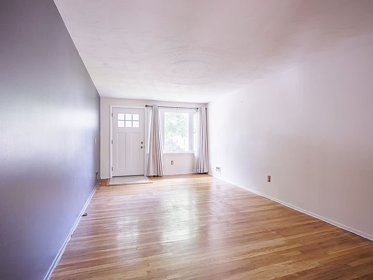 Building Photo - 43 Keating Dr