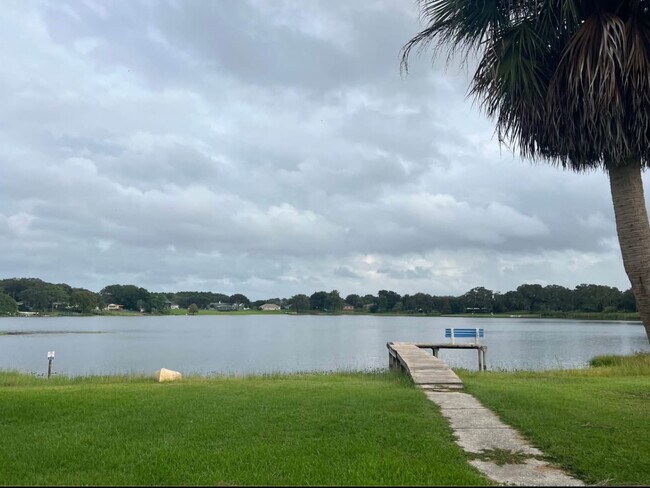 Building Photo - 1212 Doris Ave