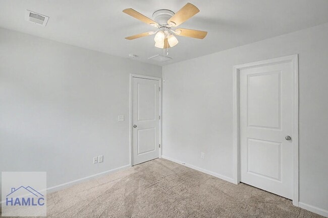 Building Photo - 137 Castaway Ct