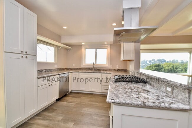 Building Photo - Country Club San Rafael Home with Pool and...
